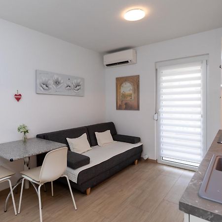 Apartments Lidija Matosevic Пореч Екстер'єр фото